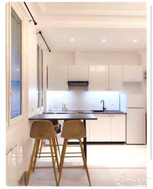 PARIS 16区·32平·studio·有家具 1500€ / 月 起租时间 : 2023-08-17 ID: 195717