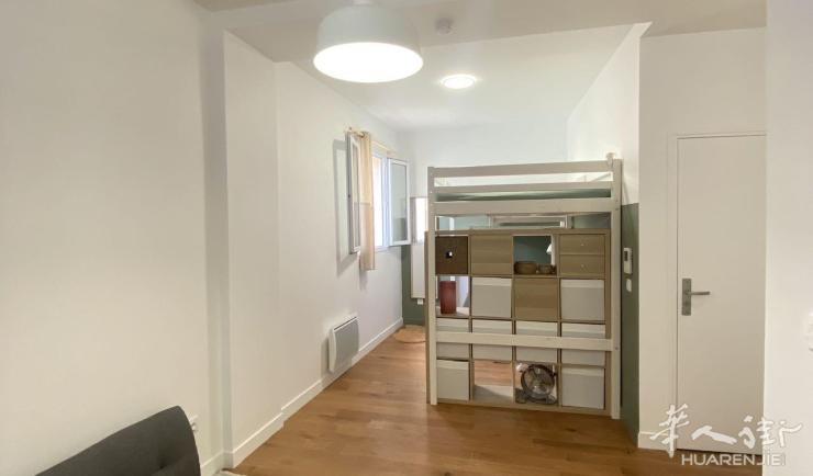 Nanterre 92区·26平·studio·有家具 880€ / 月   起租时间 : 2023-08-21 ID: 195735