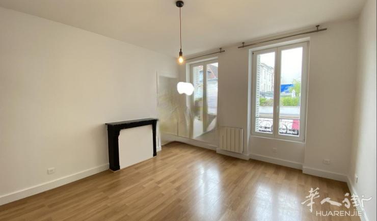 PARIS 15区·33平·studio·无家具1050€ / 月 起租时间 : 2023-08-22 ID: 195849