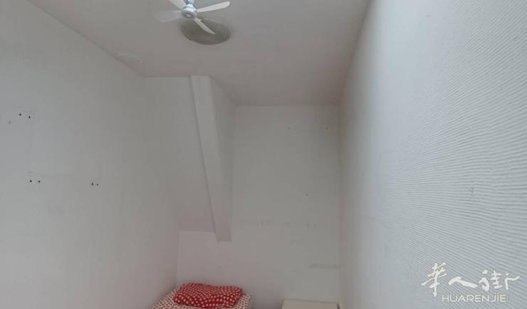 PARIS 16区·14平·studio·家具齐全 800€ / 月 起租时间 : 2023-08-23 ID: 189935