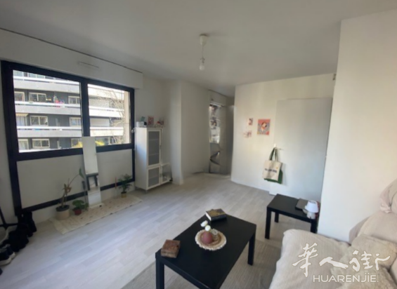 PARIS 14区·27平·studio·有家具 1090€ / 月 起租时间 : 2023-08-24 ID: 195993