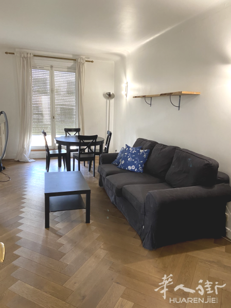 PARIS 3区·38平·studio·有家具 1450€ / 月 起租时间 : 2023-08-24 租期限制(月) : 12 ID: