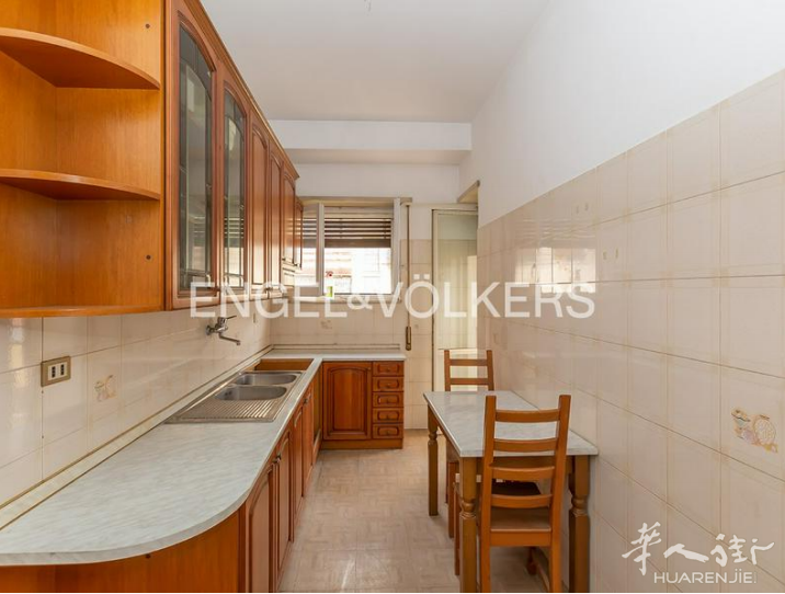porta furba区分VIA MAIA明亮小公寓出售
