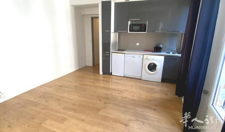 PARIS 18区-40平·公寓-有家具 1050€ / 月   起租时间 : 2023-08-28 ID: 195379