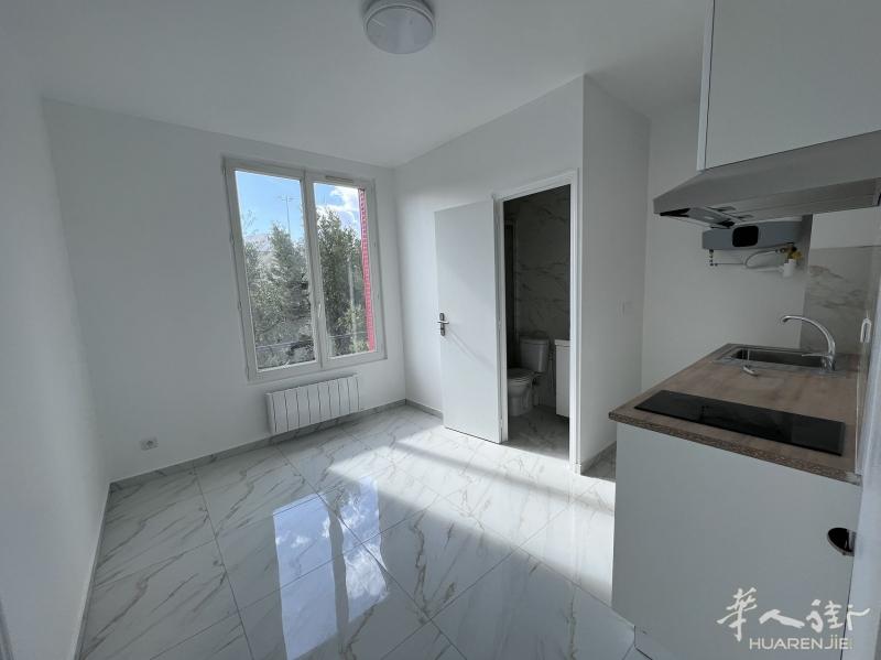 94 VITRY SUR SEINE T9 WATTEAU RONDENAY A LOUER MAISON AVEC 1 APPARTEMENTS MEUBLE