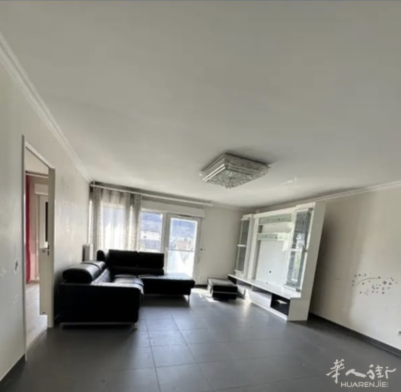 大巴黎93省Saint-Denis公寓🏠🏢, 精选T4三房一厅,  投资和自住都非常适合