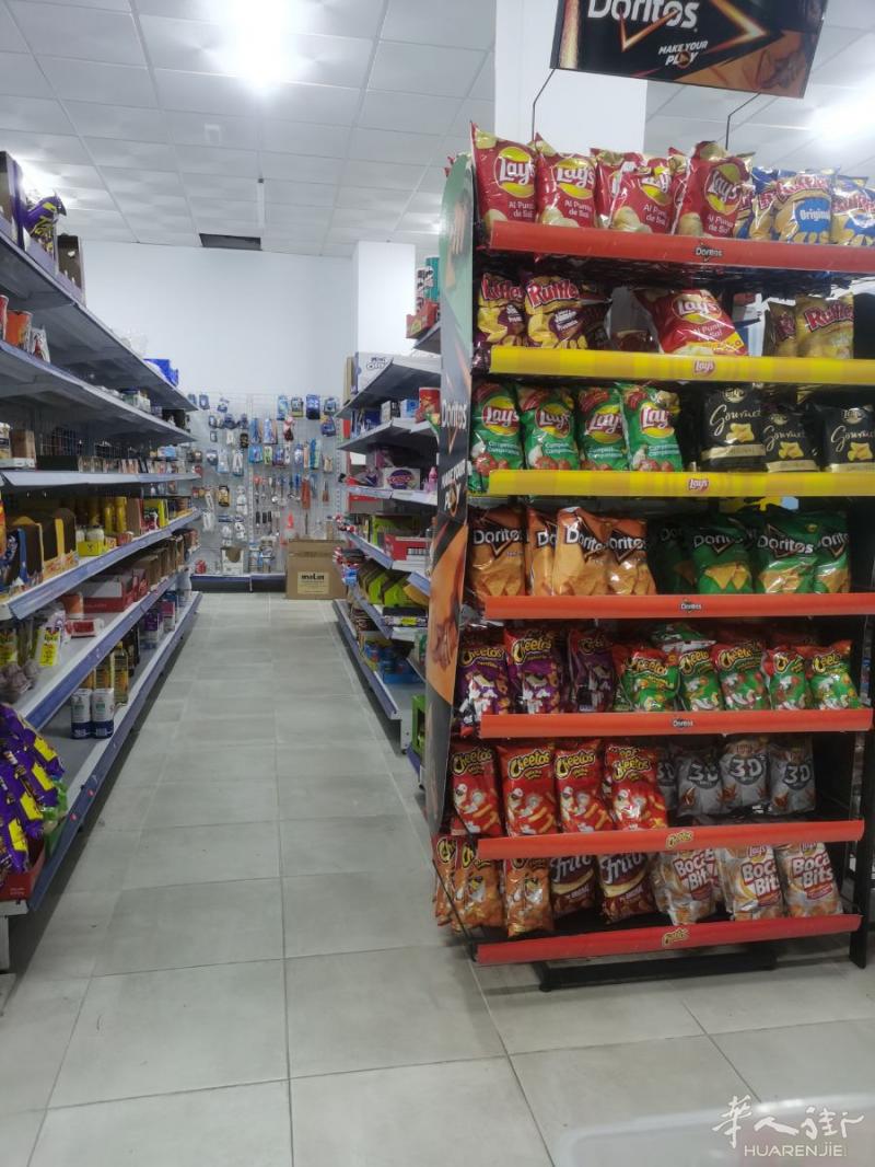 急转！马德里近郊食品店加百元因回国转让，130平，租金900，区分安全，发展空间大，现白菜价转！有意者电，无聊问问勿扰！