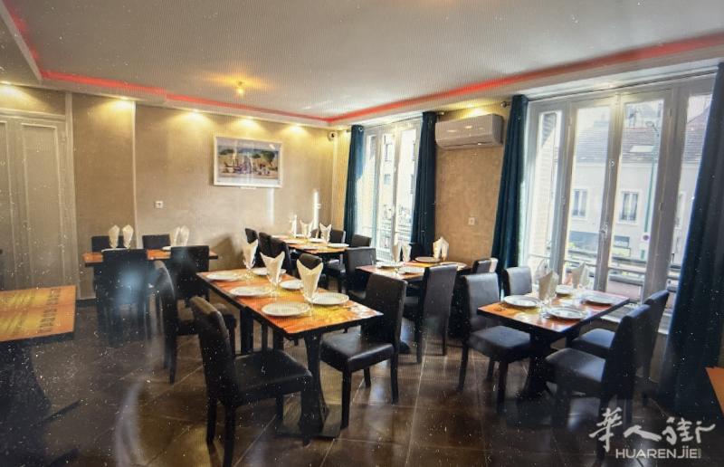 95省 Saint-Ouen-L'Aumone 老外餐馆（有大烟筒）