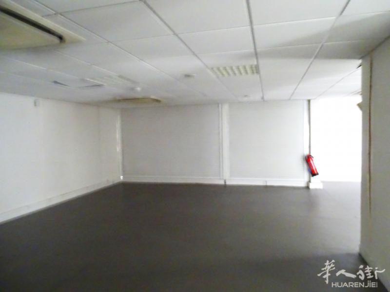 已租 19区 Rue d'Hautpoul 店铺转让