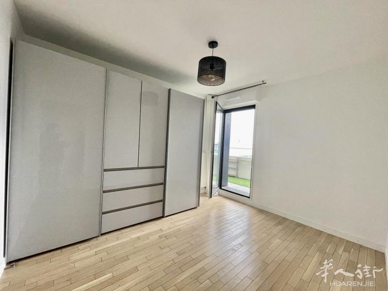 市场上罕见的92 Issy-les-moulineaux 42平49.5W三年房龄新房