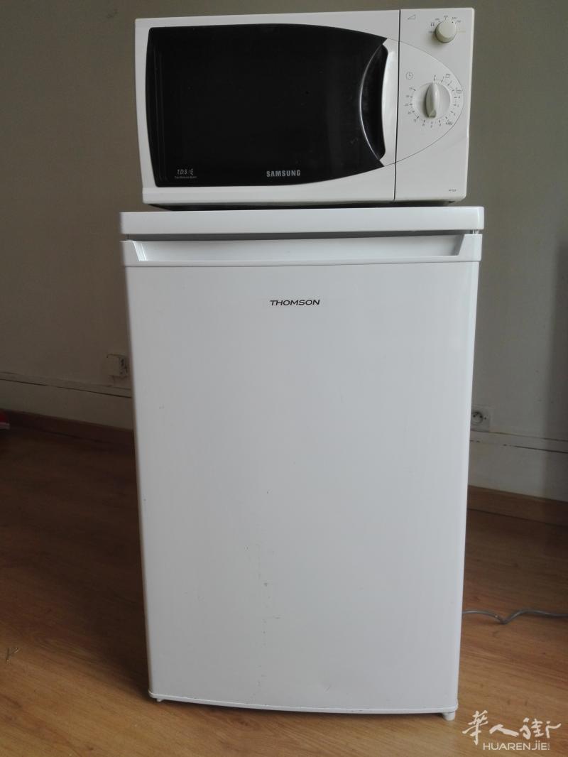 THOMSON小冰箱和Samsung微波炉