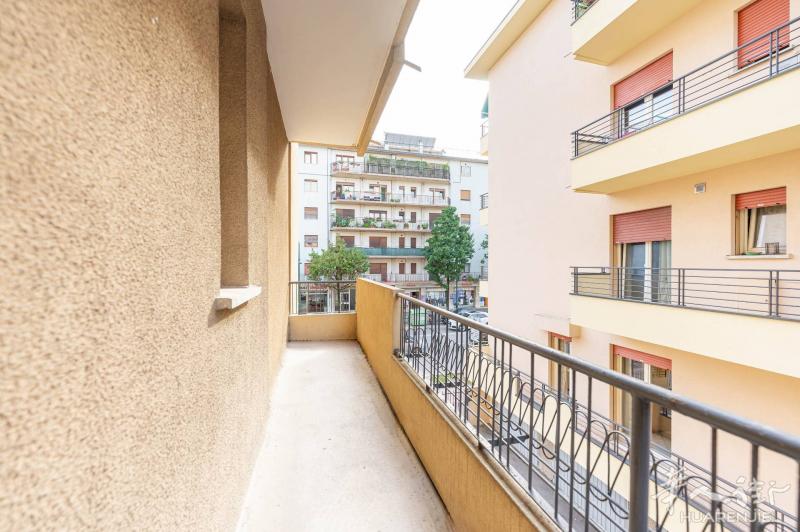 Mestre 市中心公寓出售 三室一厅 167000