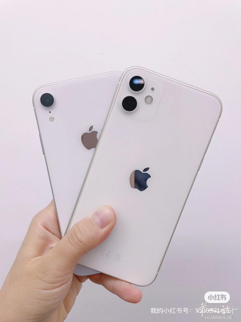 出iphone XR ，iphone 11 白色