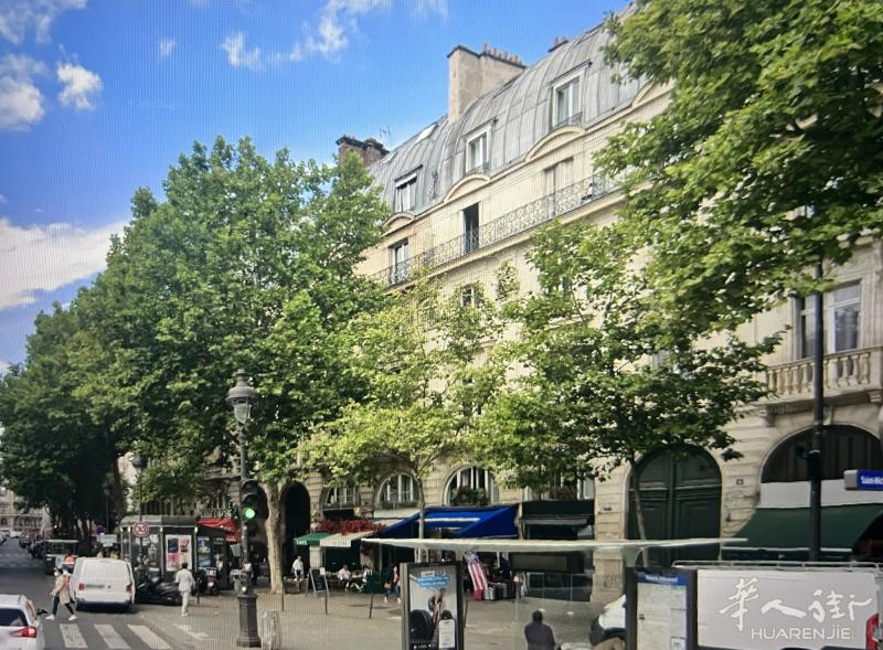 巴黎5区 Place Saint -michel 繁华旅游区快餐馆