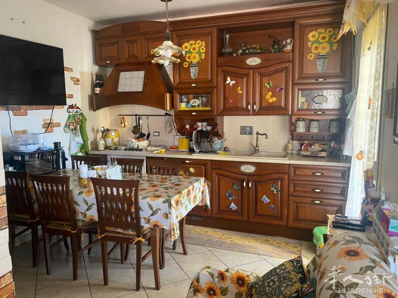 VENDO CASA A NETTUNO PROVINCIA DI ROMA € 140.000