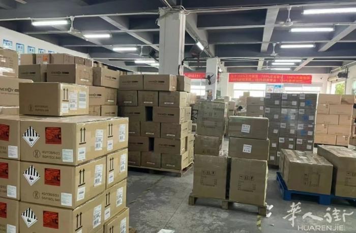 欧洲专线价格优惠，铁路35天，空派快至7天，双清包税派送到门，时效快，安全可靠！