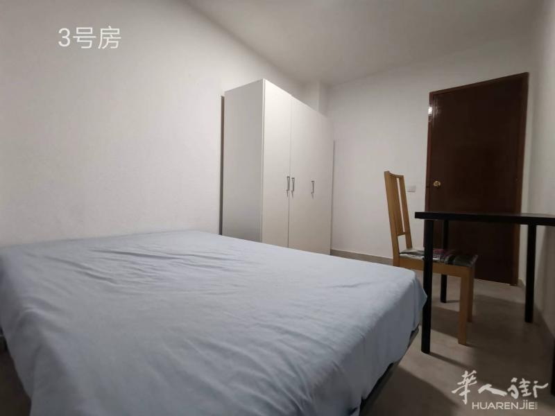 北部 10号线Fuencarral地铁口1分钟
﹉