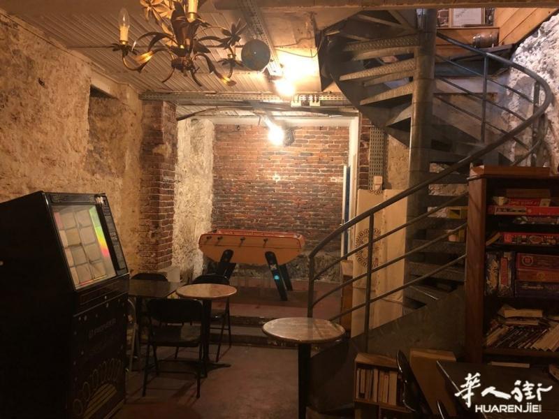 OV1-576 (已售）出售18区酒吧带licence IV，在非常热闹且受欢迎的区域
