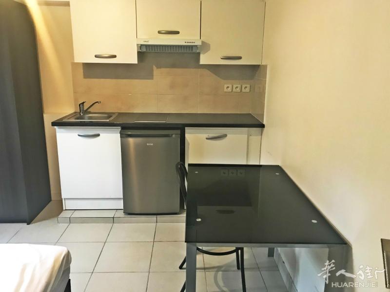 【区分】:94省,Villejuif(94800) (ID:982) 18平的 studio 家具齐全