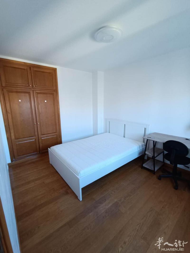 94省,Villejuif(94800) (ID：188907) 12平的 别墅分租 独立房间 家具齐全