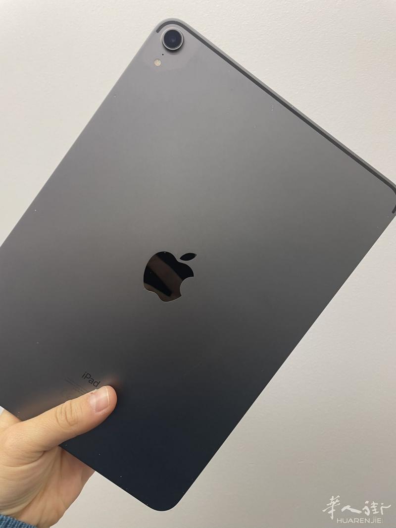 出售 苹果 iPad 11 Pro 256Go 99新 有发票 有质保 全欧洲发货