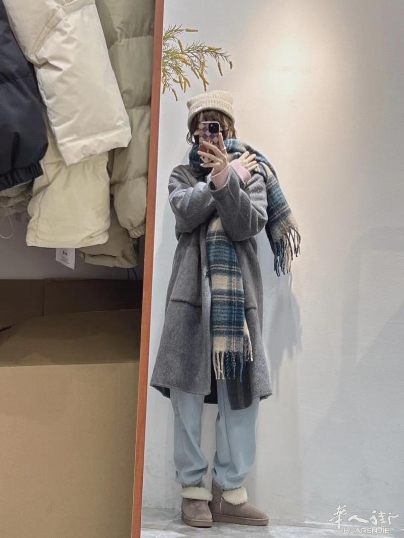 时尚 精品女装服饰供应