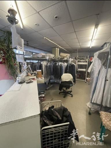 现转20区干洗店,店内面积大,未来可惜(680)