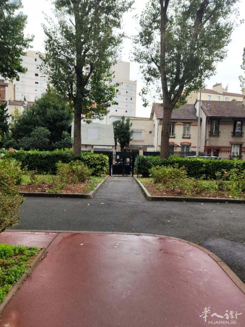 94区ivry (旁边街就是13区)吉屋出售 355000欧