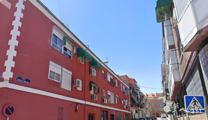Carabanchel 两室一厅，54平，周遭氛围安静，绿化高，宜居，交通便利