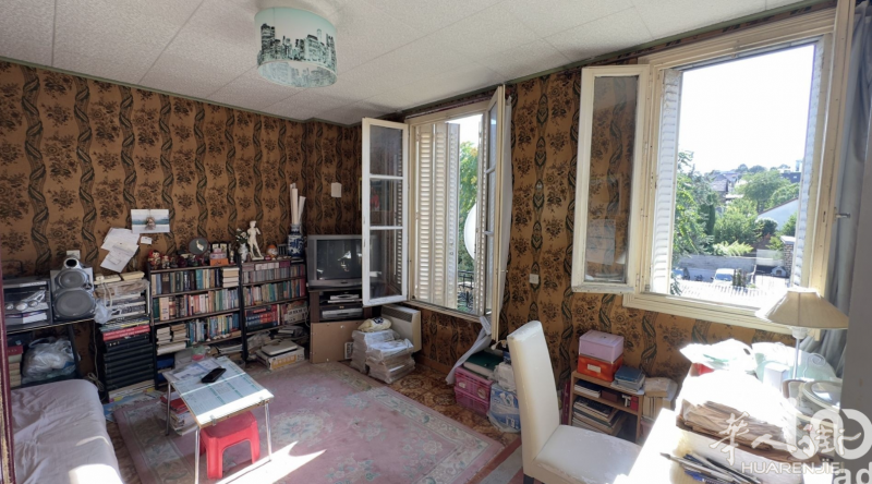 一房一厅39平 朝南, 价格20万 / Un T2, 39m2 orienté sud à VITRY SUR SEINE pour 200k€