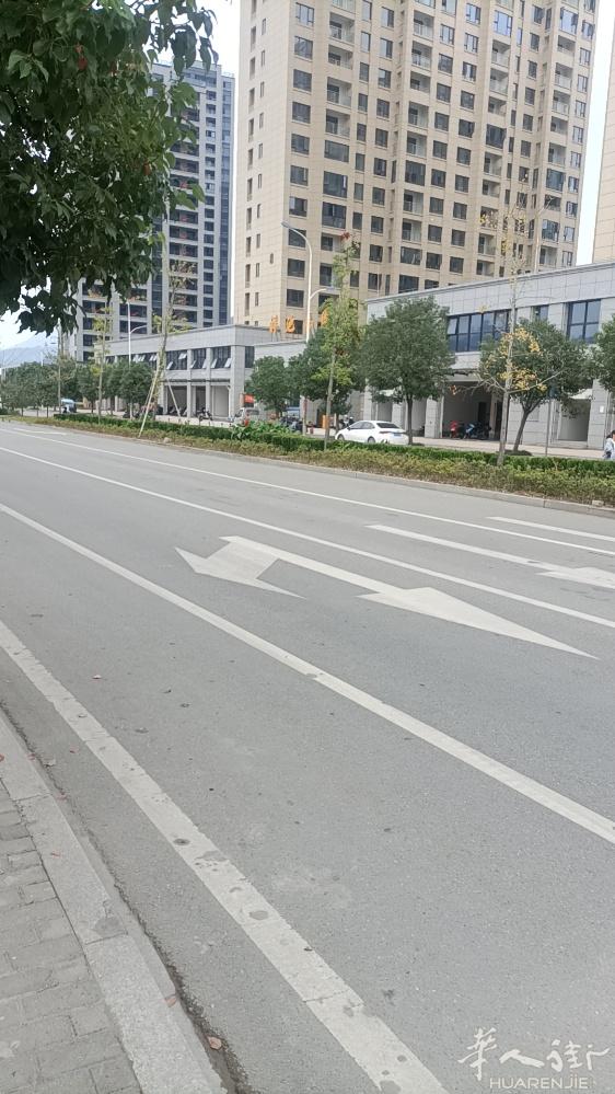 prato住家转居留打暂住证合同价格合理有意请联系3715674616或微信