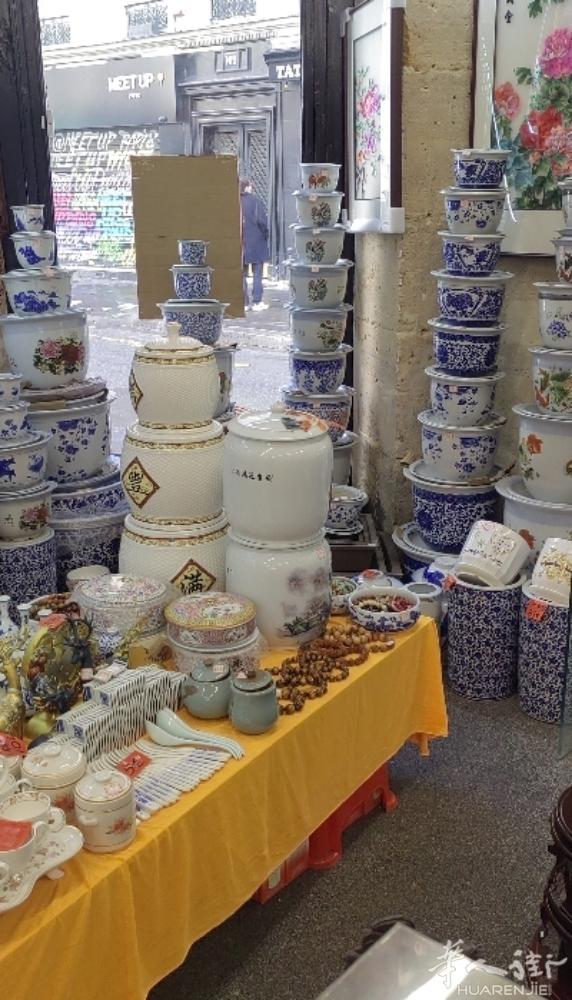 江西景德镇陶瓷在法国大型展销会，因店租即将到期，现在亏本特别大甩卖，不计成本，一