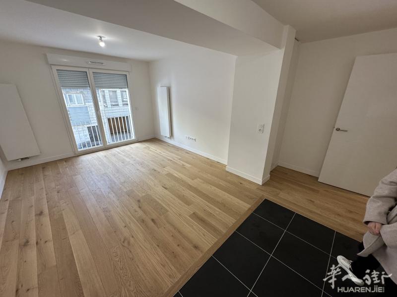 92省Clichy 近13号线Mairie de Clichy站 全新46平一室一厅