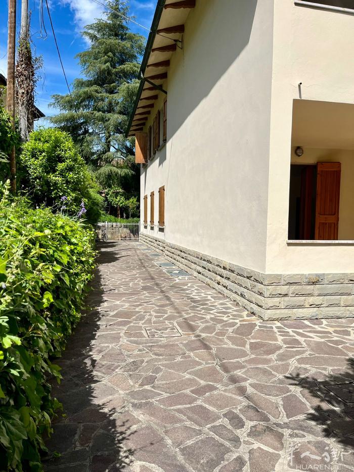 🏠Bologna出售公寓  📍地点：Sasso Marconi 市中心  ☎