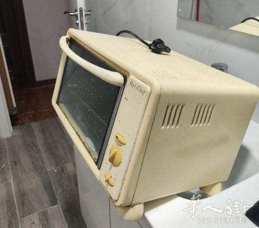 5块！白菜价处理一个小烤箱，功能完整。
