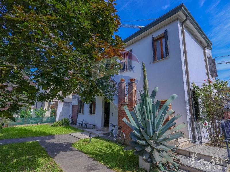 【瑞麦地产】【已售】出售Padova Stanga区域独立别墅带花园
