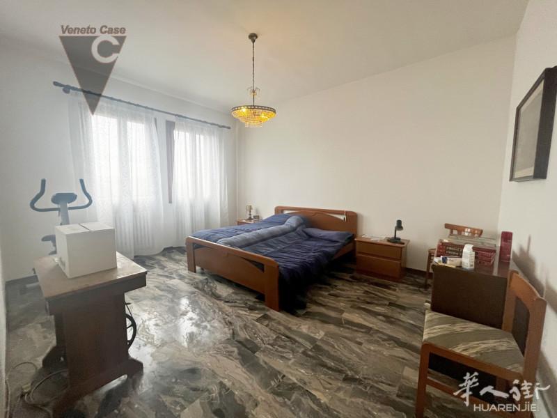 Camponogara (VE)/出售别墅€199000