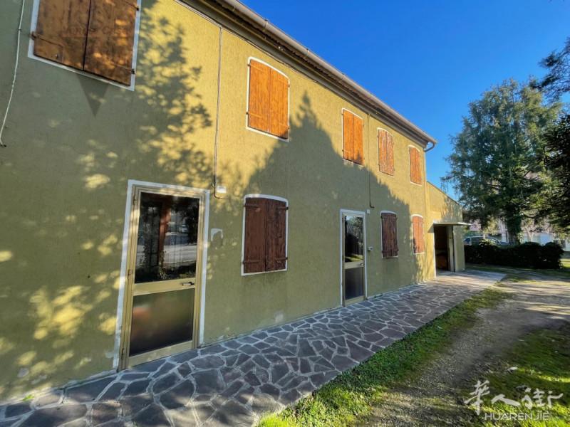Ponte San Nicolò (PD)/出售别墅€195000