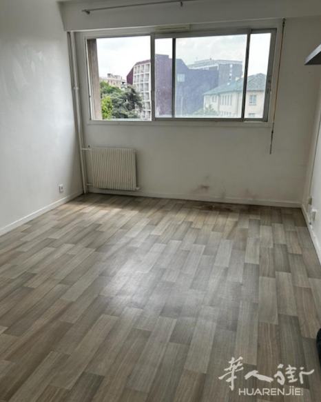 14区 B线Cite universitaire站3分钟 23平studio