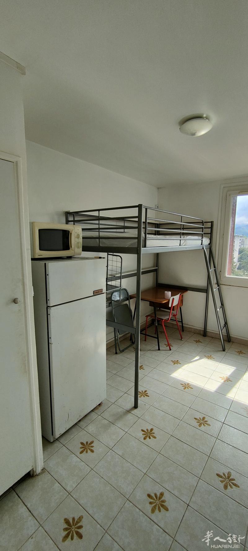 编号204 房补后160欧/月 studio  格勒 市中心 空房 出租 格勒诺布尔 grenoble