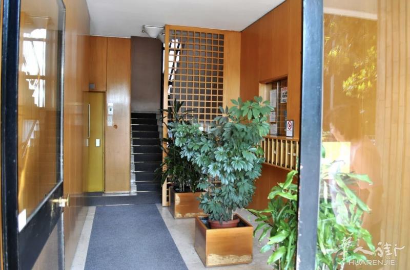 米兰，紫线地铁口5分钟，10分钟到Garibaldi，26.9万