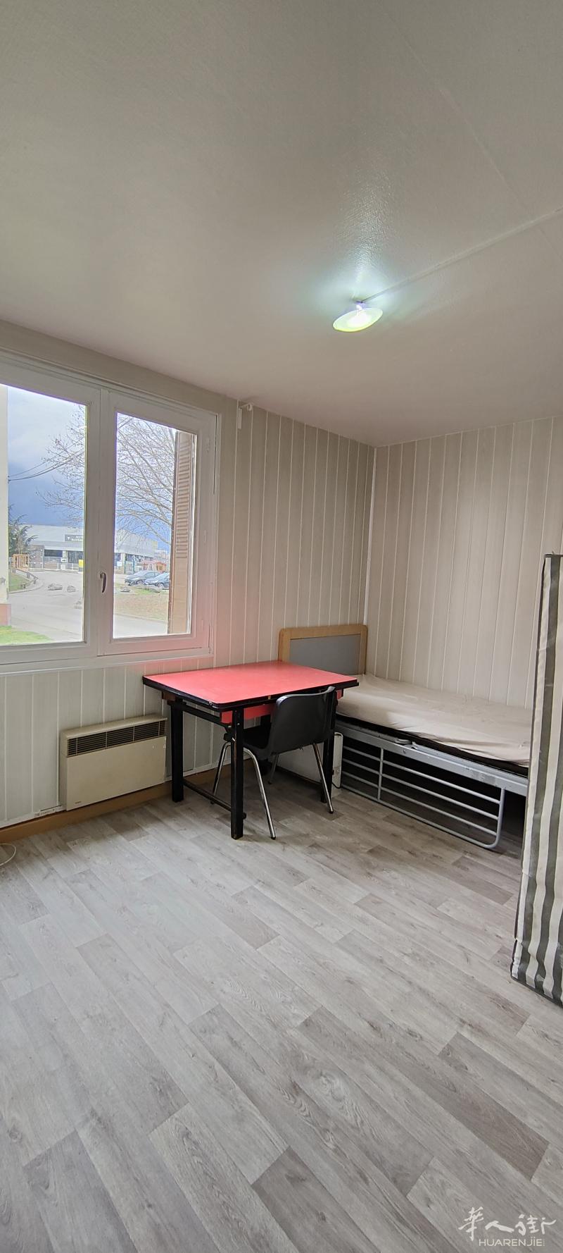 编号203 房补后170欧/月 studio 格勒诺布尔  市中心 空房 出租 grenoble 格勒