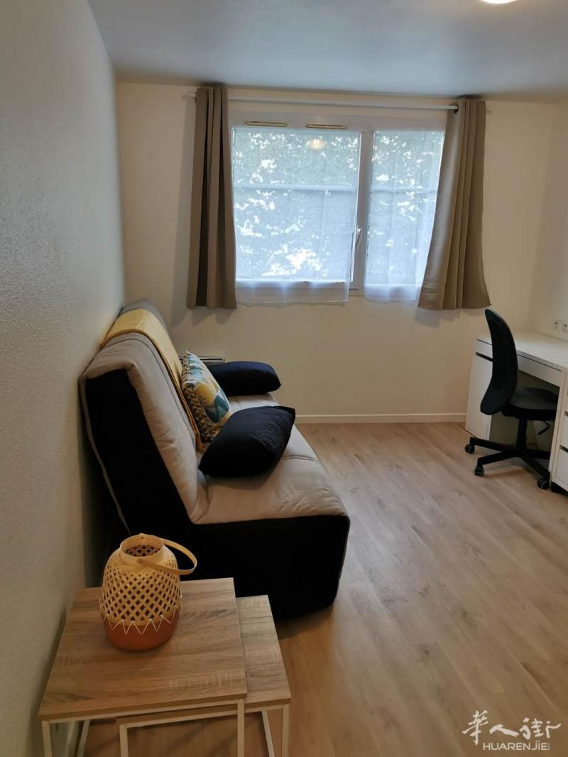 92省Courbevoie 近La Defense 全新20平studio 8.5起租