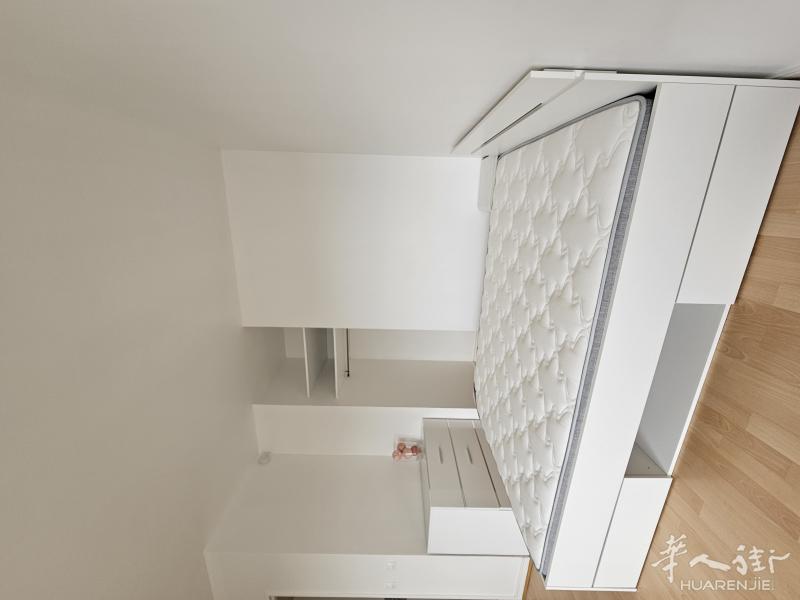 92省Courbevoie 近La Défense 29平大studio 7月下旬起租