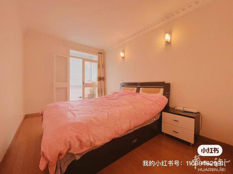 巴黎94Creteil近地铁8号线90平中央供暖4室一厅带阳台公寓外租（有停车位）