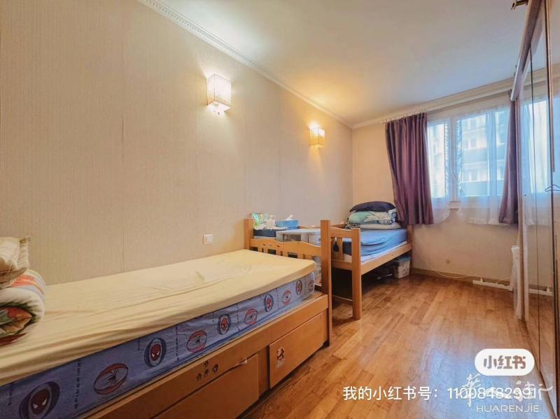 近小巴黎17区92 Levallois54平中央供暖3室电梯公寓租