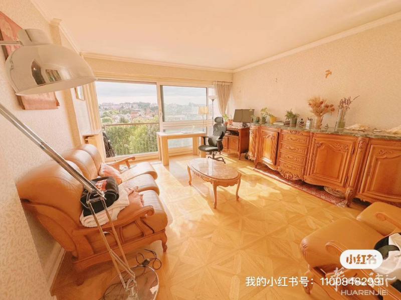 巴黎92 Bourg la reine 富人区68平两室一厅集中供暖电梯公寓外租