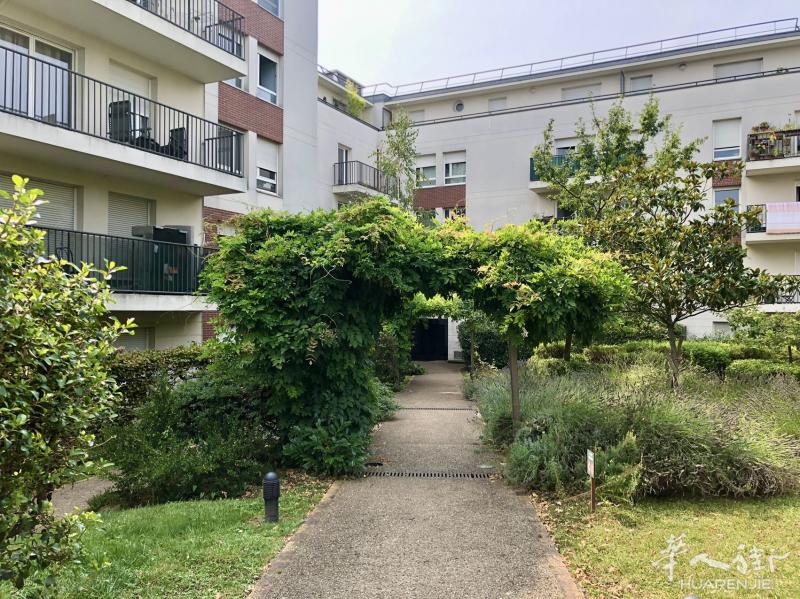 【93 Aubervilliers】3房1厅河景房 出售*距RER B 仅750米