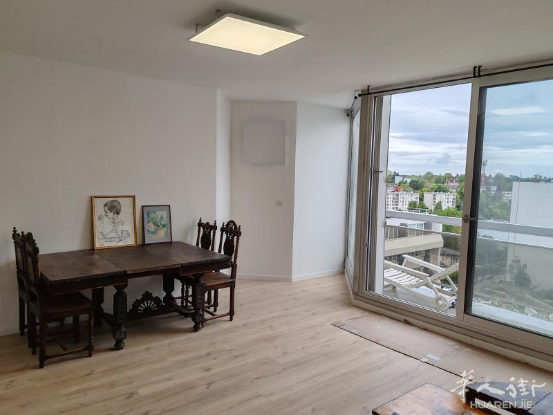 78 Saint Germain en laye 5P公寓92平1600欧包所有费用