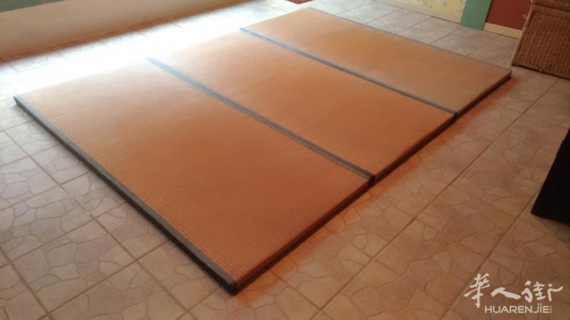 Tatami japonais d\\\'occasion 3 pieces (50 euros piece) Mr.KUCH 0621612143